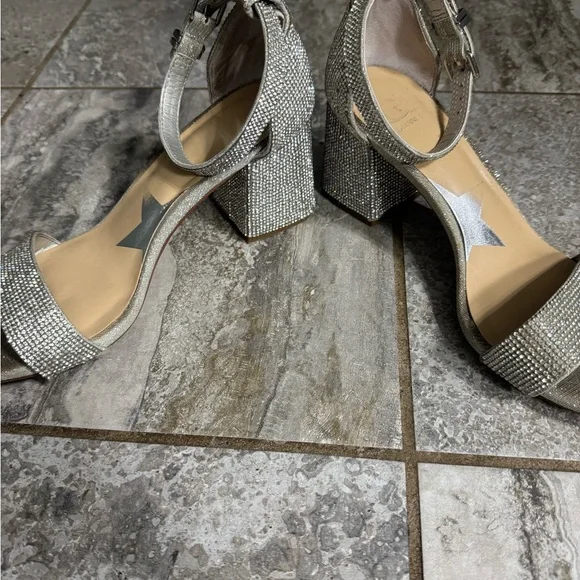 Dazzling Silver Rhinestone Heels - Picture 2 of 8